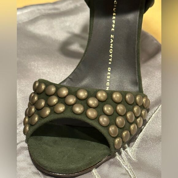 Giuseppe Zanotti studded Ankle-Wrap Chunky-Heel Sandal, Militare size 35 - Picture 9 of 16